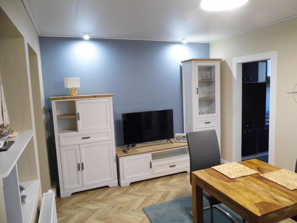 Ferienwohnung Seerose Neppermin Luaran gambar