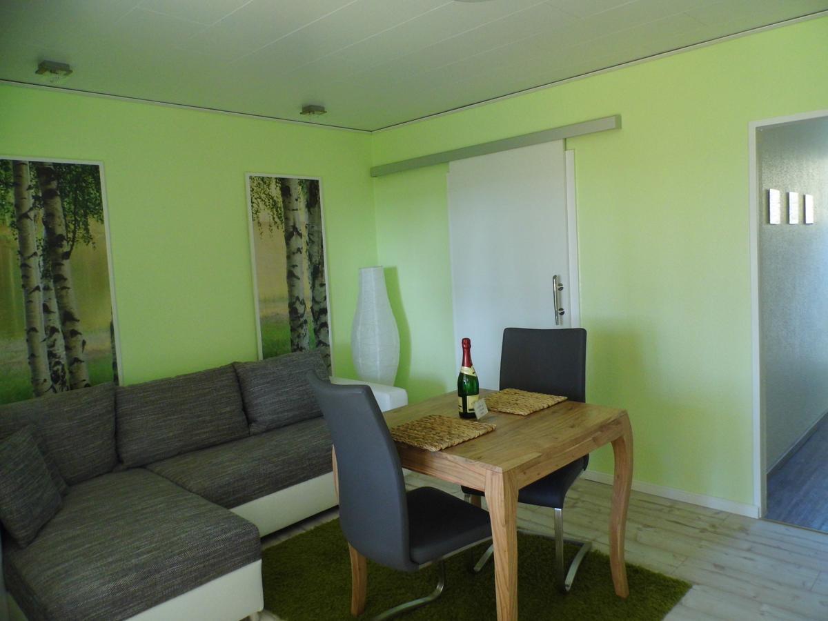 Ferienwohnung Seerose Neppermin Luaran gambar