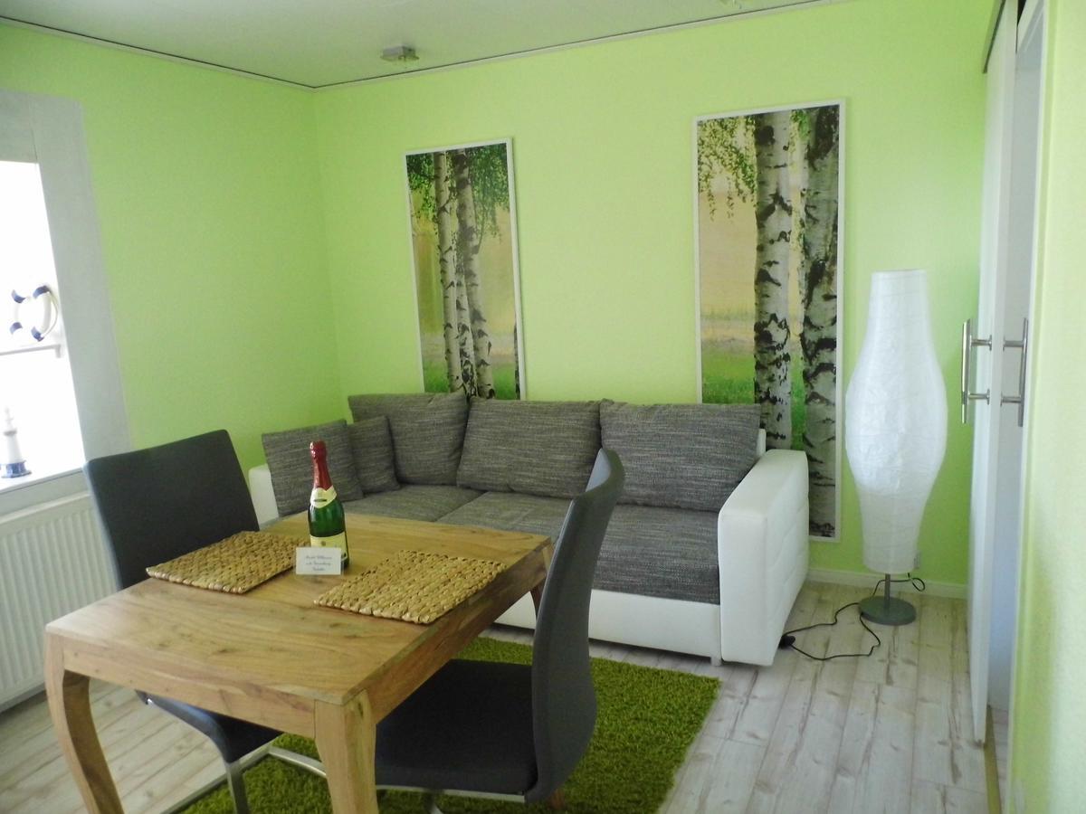 Ferienwohnung Seerose Neppermin Luaran gambar